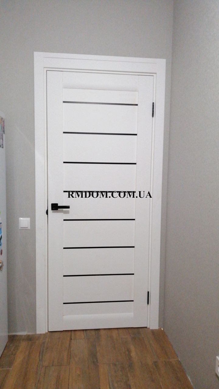Монтаж дверного блоку у плівці білого кольору від 2 шт.