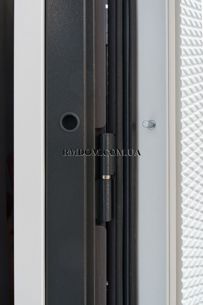 Вхідні двері Very Dveri серія Еліт модель Діана, 2030*850