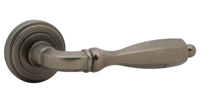Дверна ручка Safita Даніела 762, Античне срібло, У колір ручки